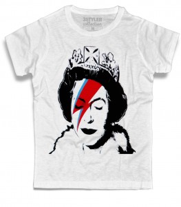 Elisabeth Queen Banksy t-shirt uomo bianca raffigurante la regina truccata come Ziggy Stardust